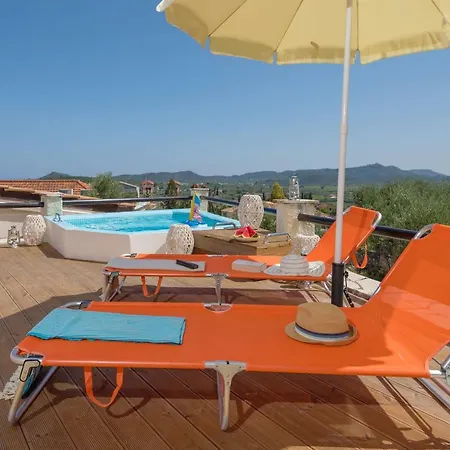 Kali Tychi Villa *